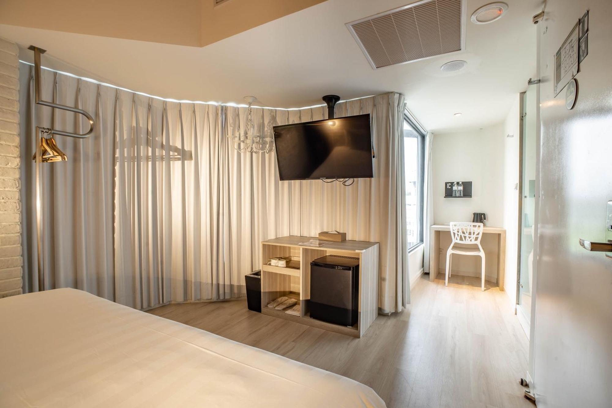Hotel Papa Whale-Kaohsiung Formosa Boulevard Экстерьер фото