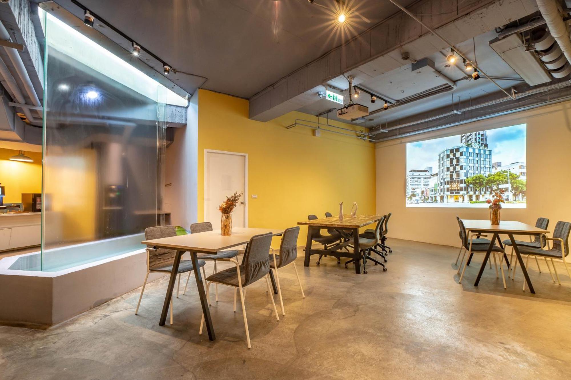 Hotel Papa Whale-Kaohsiung Formosa Boulevard Экстерьер фото