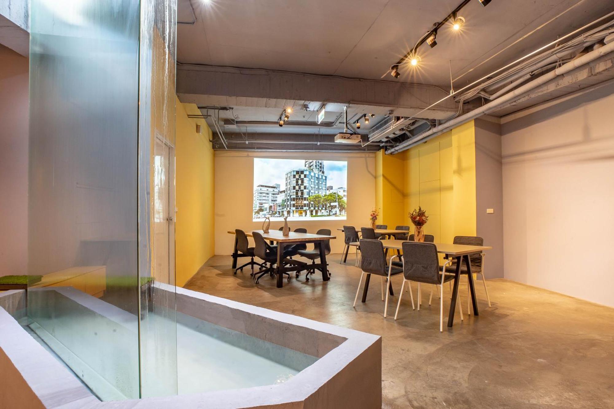 Hotel Papa Whale-Kaohsiung Formosa Boulevard Экстерьер фото